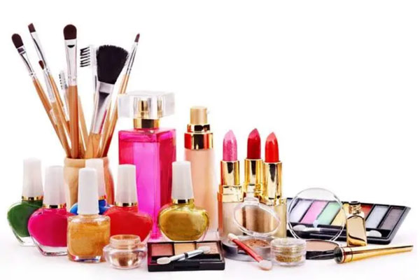 PeColor配色软件在化妆品行业有什么优势？